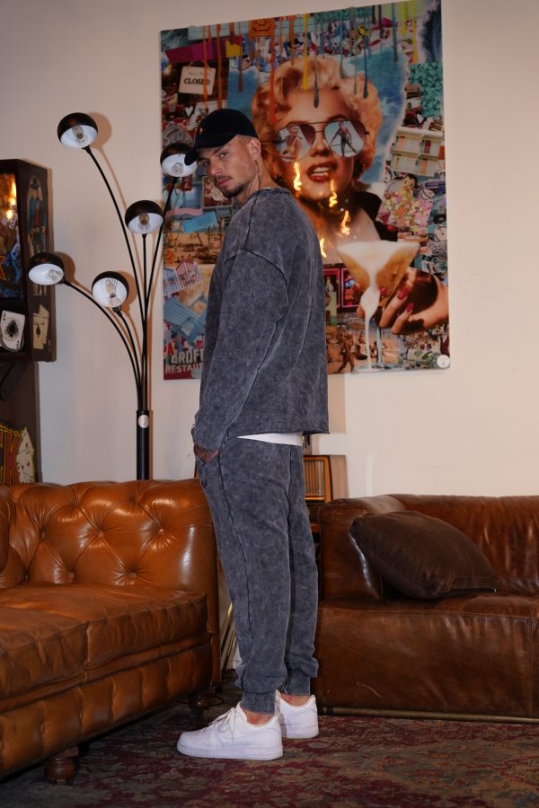 ⁦חליפה oversize אפור⁩ – תמונה ⁦4⁩
